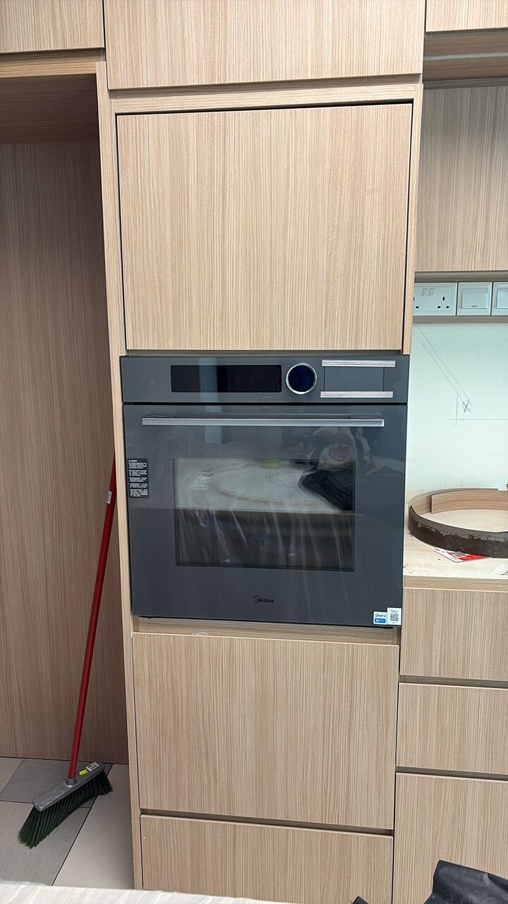 Kitchen — built-in oven tower