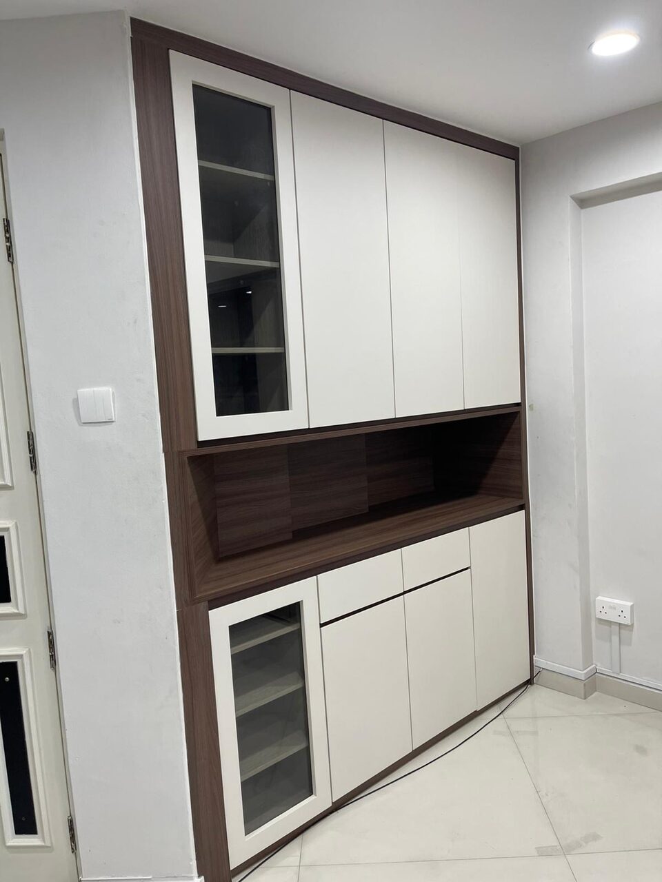White and walnut display hutch in Jurong West