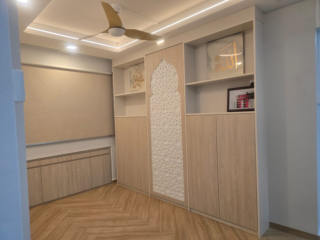Choa Chu Kang Ave 4 HDB prayer room with a laser-cut mihrab feature wall in light oak