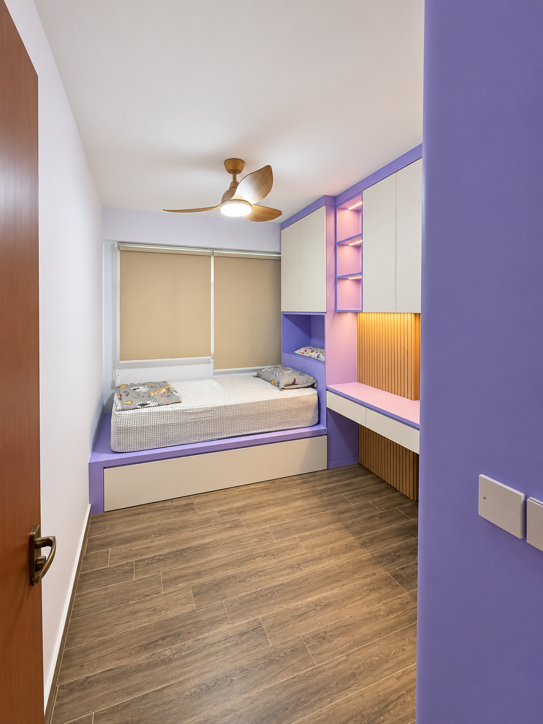 Kids study shelving and desk close-up in purple and white